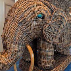Wicker Vintage Elephant Garden Table