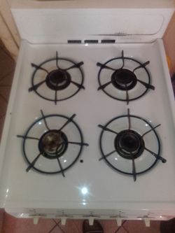GREAT WORKING STOVE IM MOVING OUT AND NEED IT GONE TODAY