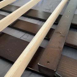 Twin Mattress bed box spring and wooden frame