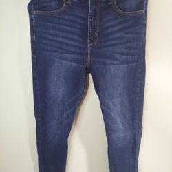 High Rise NoBo Skinny Jeans Size 13 Must Pick Up