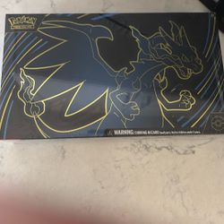 Pokemon mega Charizard Box