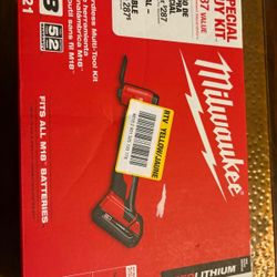 M18 Multi-Tool With Charger And Battery