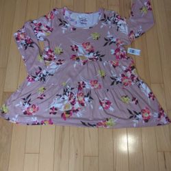 New Torrid Super Soft Plush Floral Tiered Top 2X