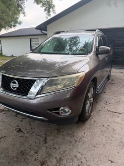2013 Nissan Pathfinder · Platinum • NOT RUNNING