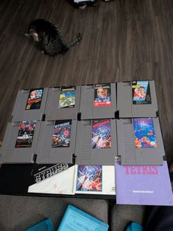 Lot of 8 NES Cartridges (Punch Out, Tetris, TMNT)