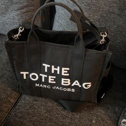 The Tote Bag 