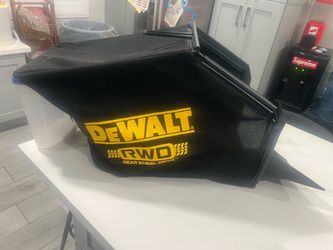 Lawn Mower Grass Catcher Bag & Frame DEWALT / 15x24 OEM In New Condition