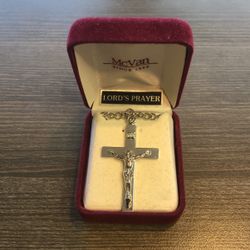New Sterling Silver Cross with a 24” necklace in a nice case