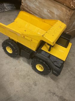 Metal Tonka truck