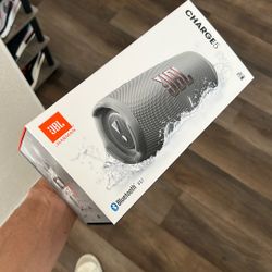 Bluetooth Speaker JBL Charge 5