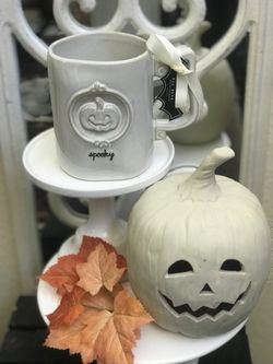 Rae Dunn spooky mug and🎃 pumpkin