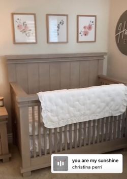 4 in 1 Baby Crib (crib, toddler, twin size)