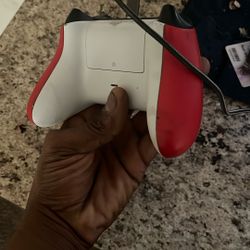 Red Wireless Xbox Controller 