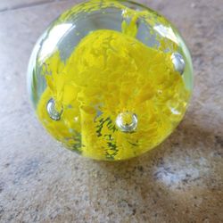 GLASS PAPER WEIGHT 