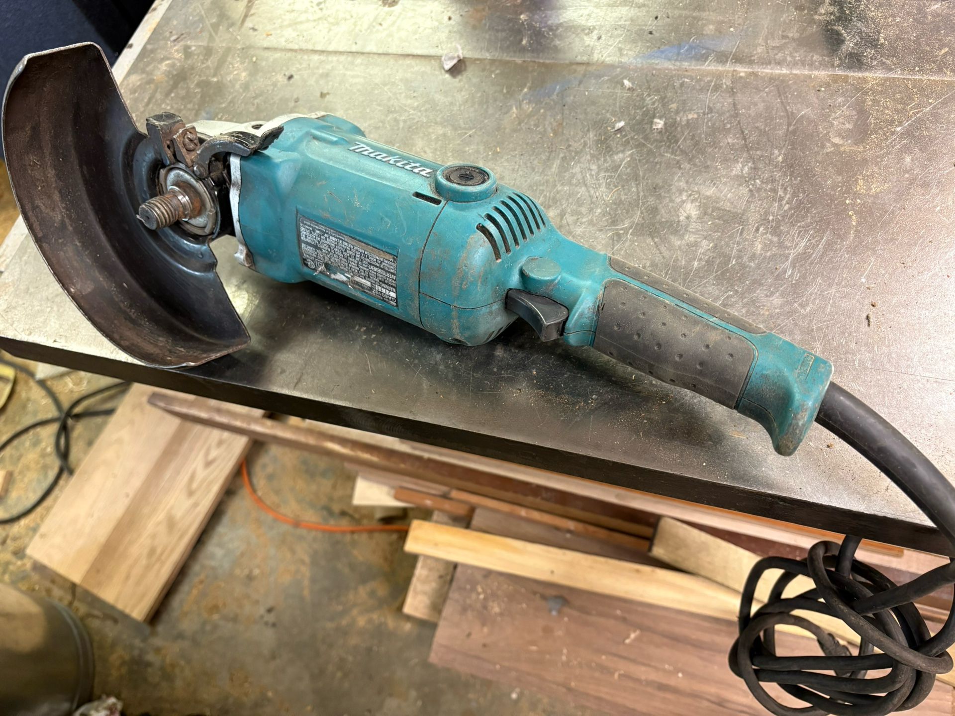 6” Makita Grinder