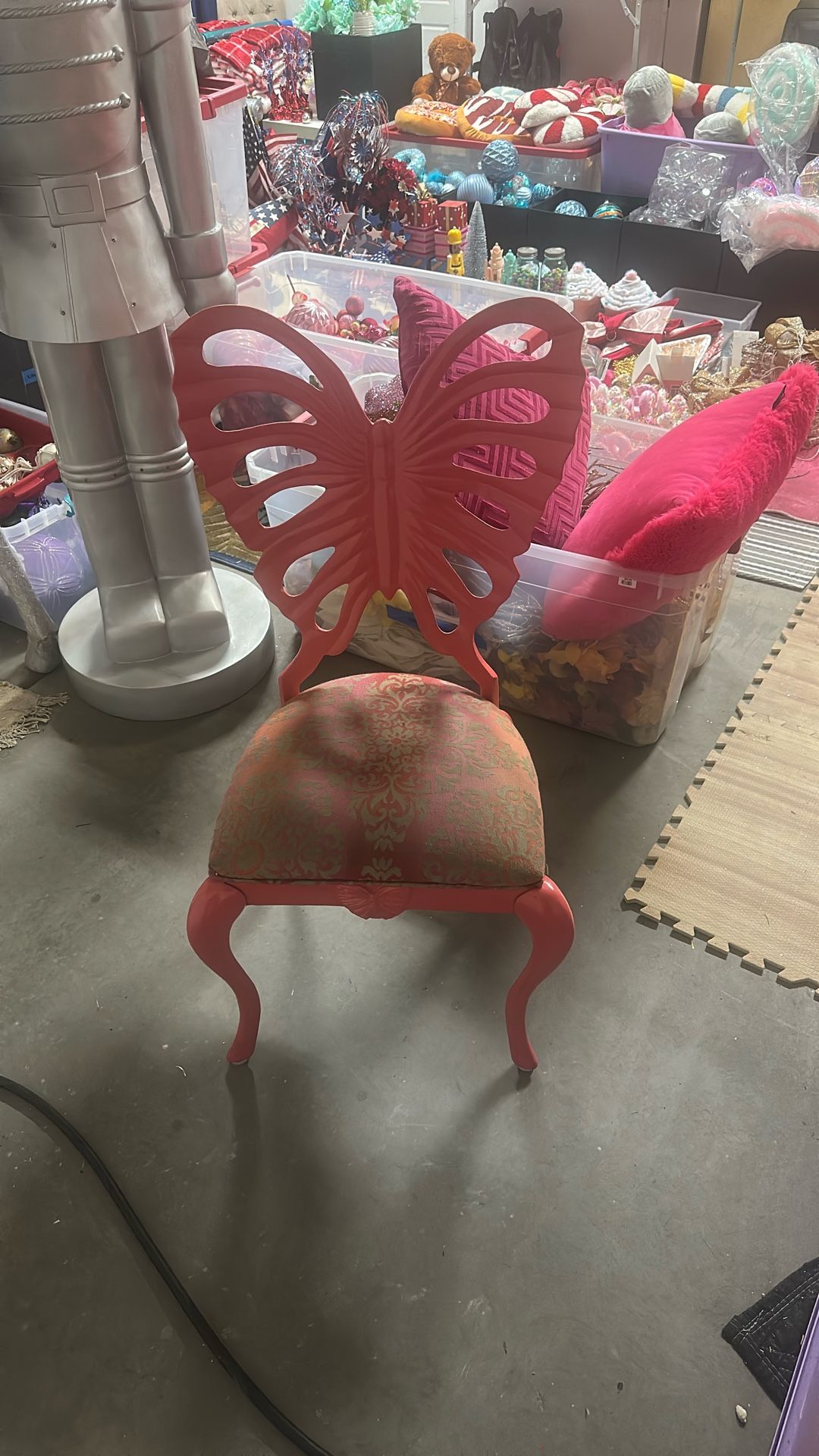 Beautiful Pink Metal Butterfly Chair