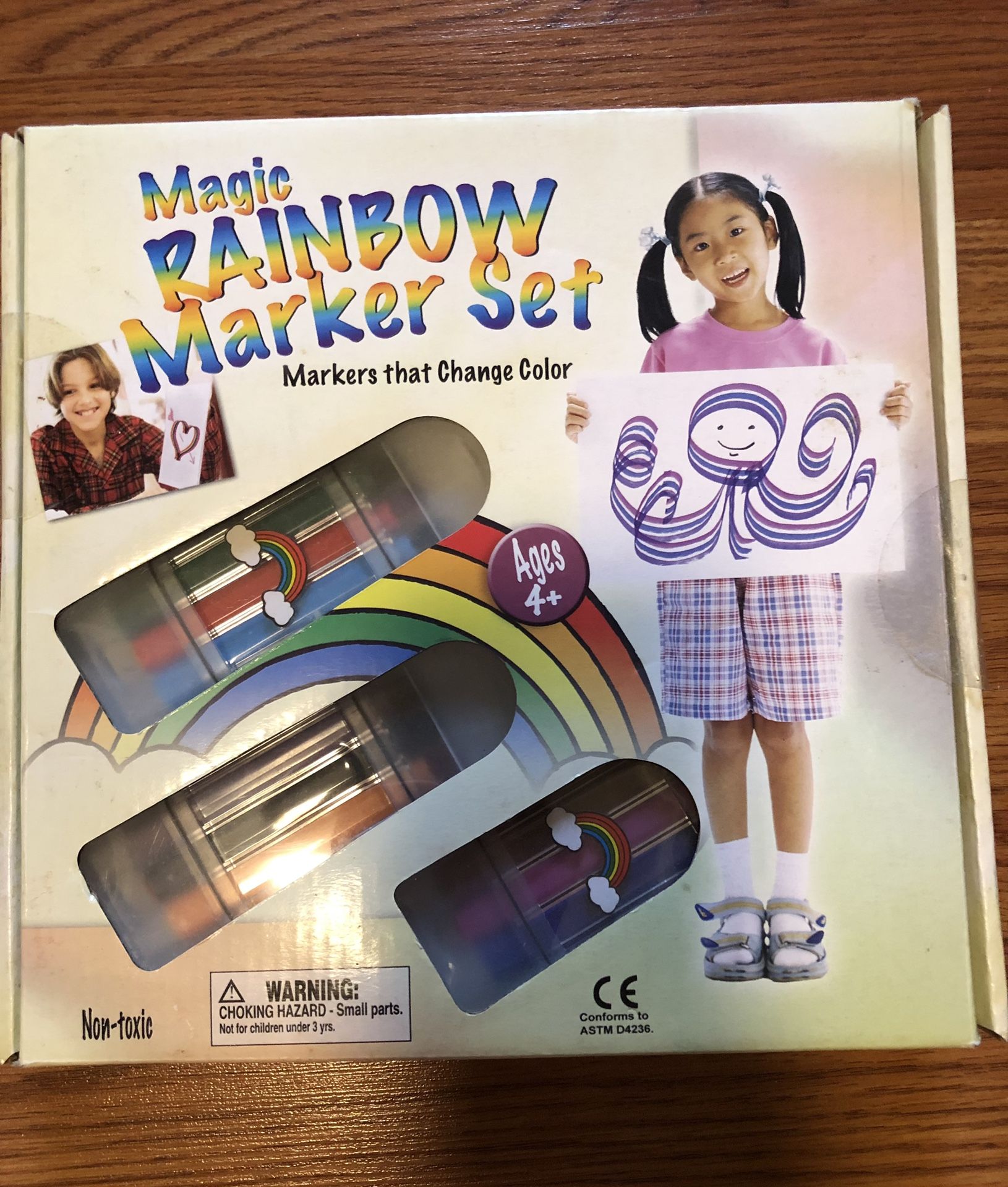 Magic Rainbow Marker Set