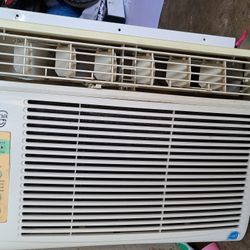 Window A/C 10,000 BTU