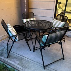 Black Steel Mesh Folding Table and Chairs