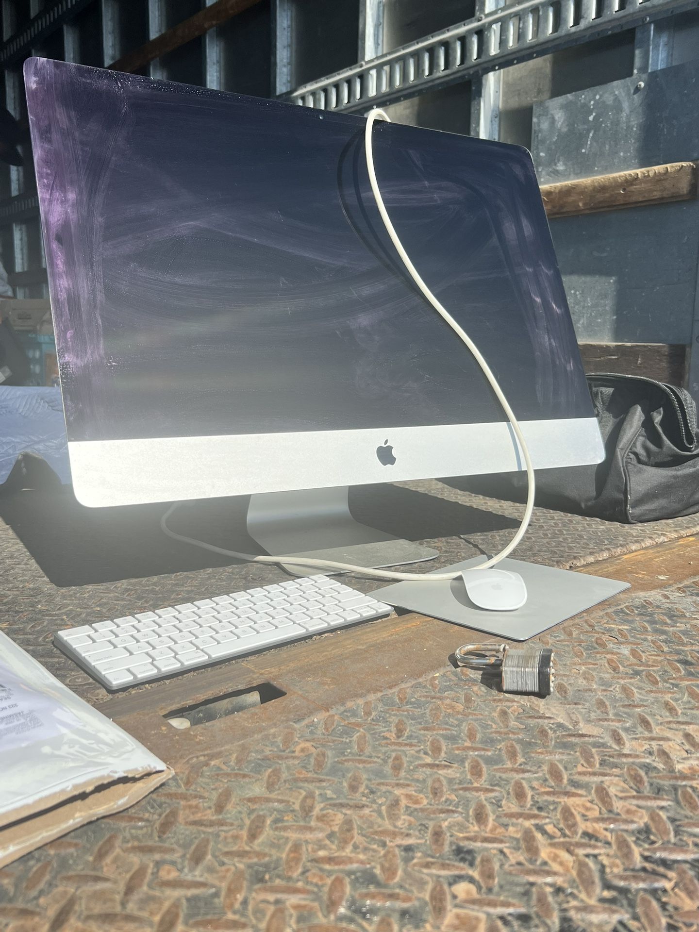Apple Desktop 27 In (2017) Model