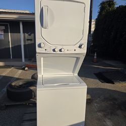 GE WASHER DRYER COMBO