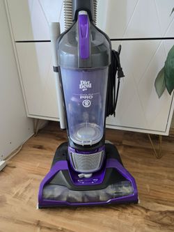Vacuum Cleaner Dirt Devil Pro pet/ Almost new
