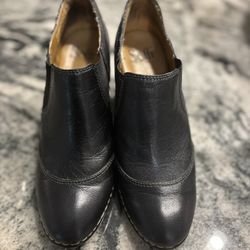Women’s Shoes 