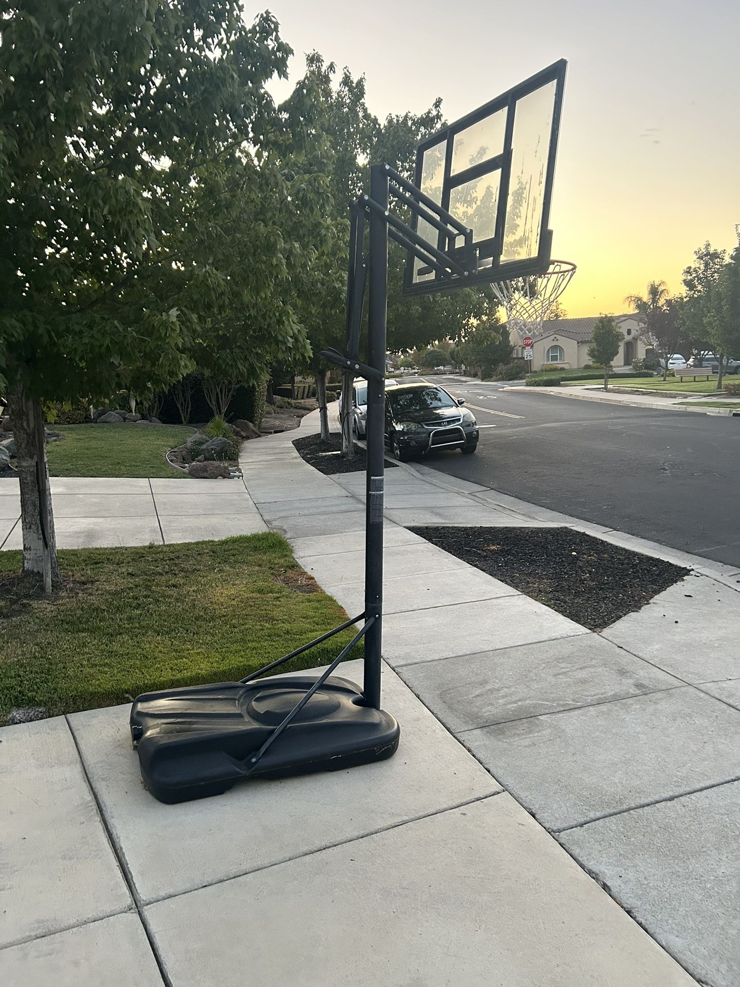 Lifetime 52” MVP Portable Basketball Hoop