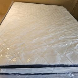 New Hybrid Pillowtop Queen Mattress Only 🌙