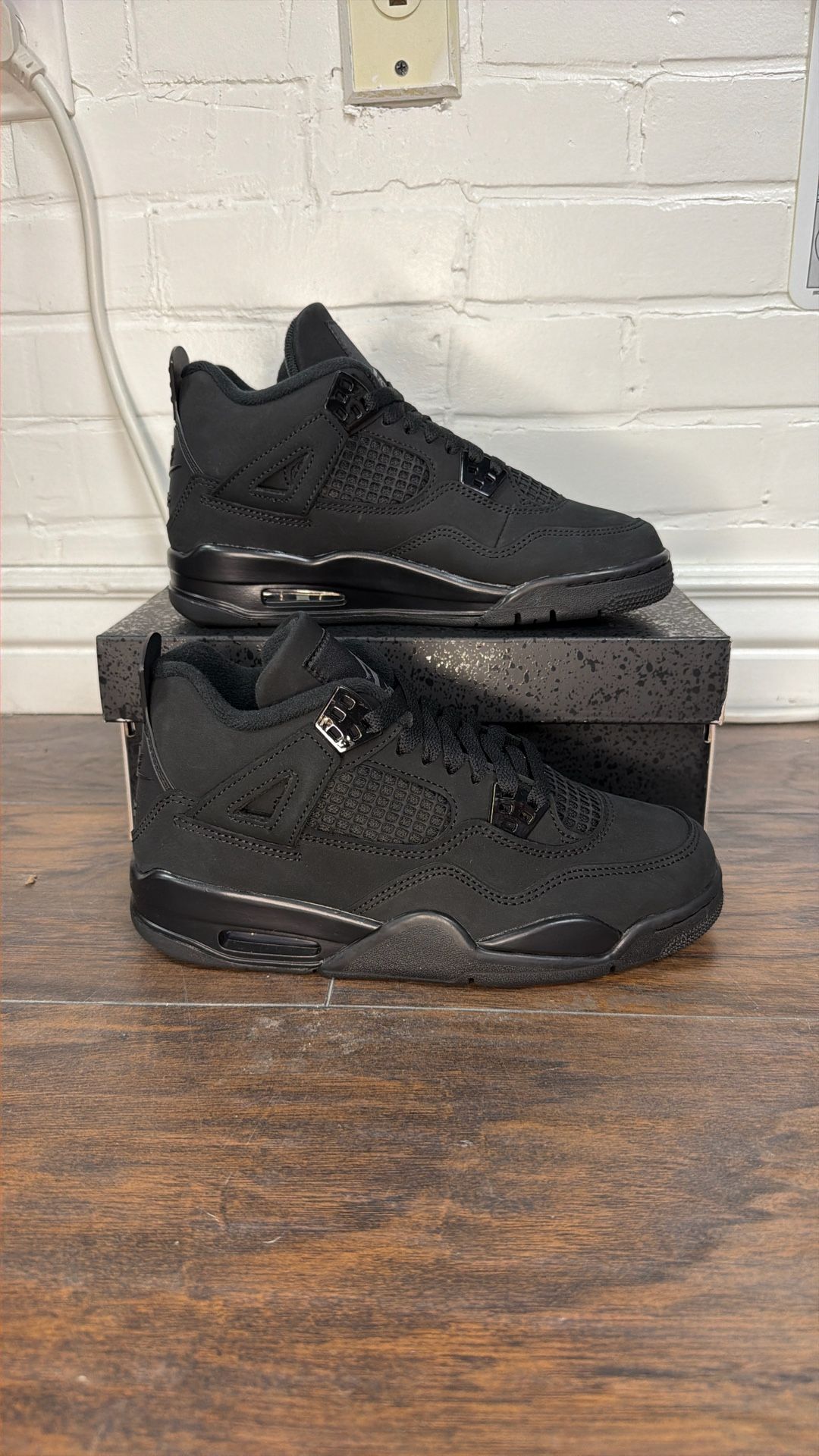 Jordan 4 Black Cat