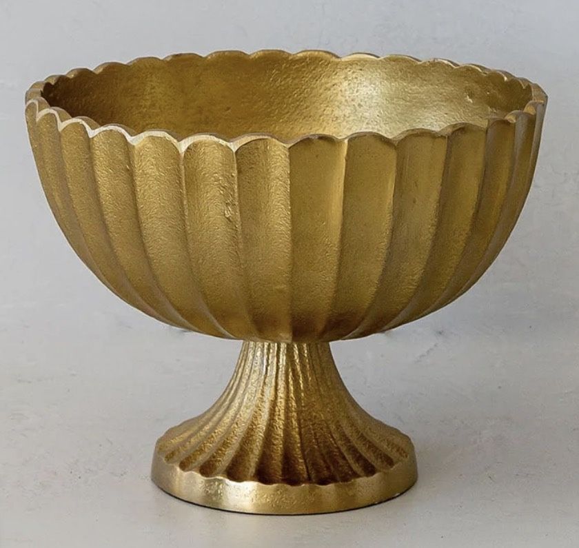 Gold Scalloped Compotes (3 Available)
