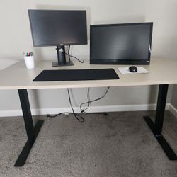 Adjustable Desk