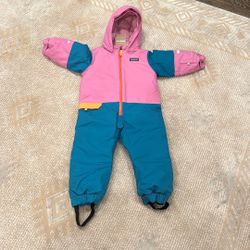 Patagonia 2T Baby Snow pile One Piece - Marble Pink - New With Tags 
