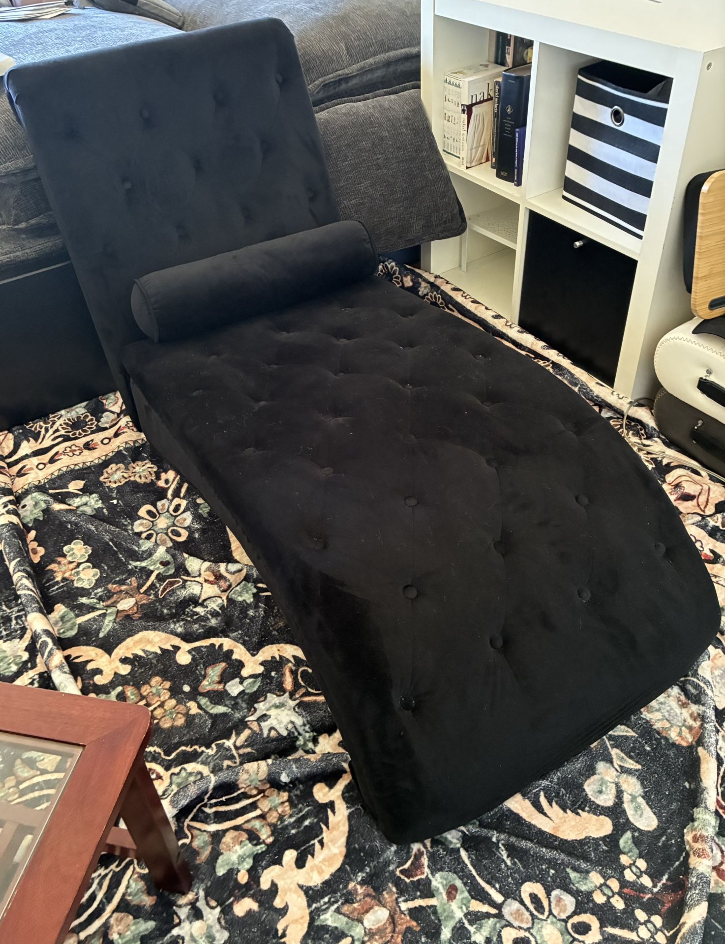Black Velvet Chaise Lounge