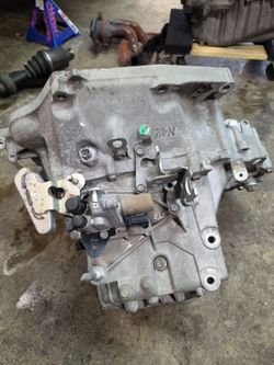 K20z1 type s 6 speed tranmission 128k original miles part
