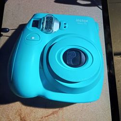 FUJI FILM 7S. MINI CAMERA