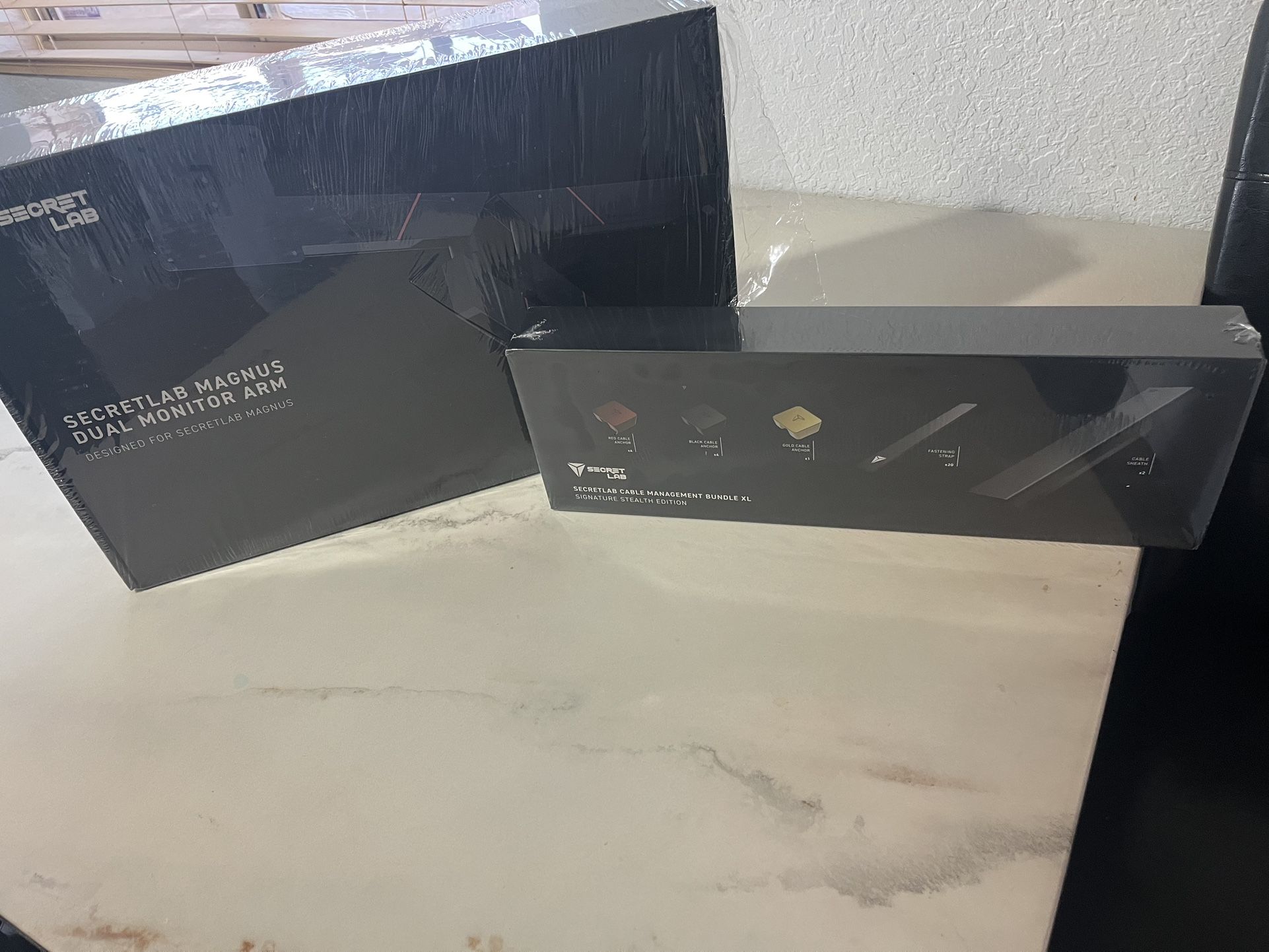 Brand New Dual Monitor