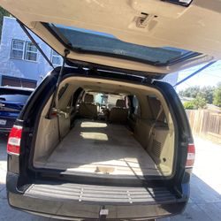 2008 Lincoln Navigator