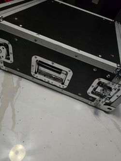 Roadrunner 4u Rack Metal Flight Case