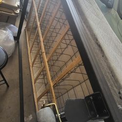 Box Spring/ Frame. Full Size. 