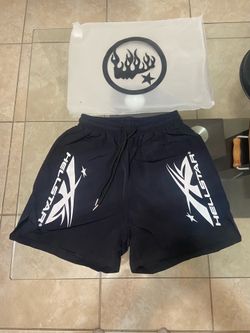 Hell star shorts size small