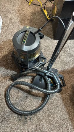 Rainbow Vacuum With Carpet, Shampooer And Accessories