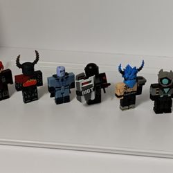 Roblox Figures (Assorted)