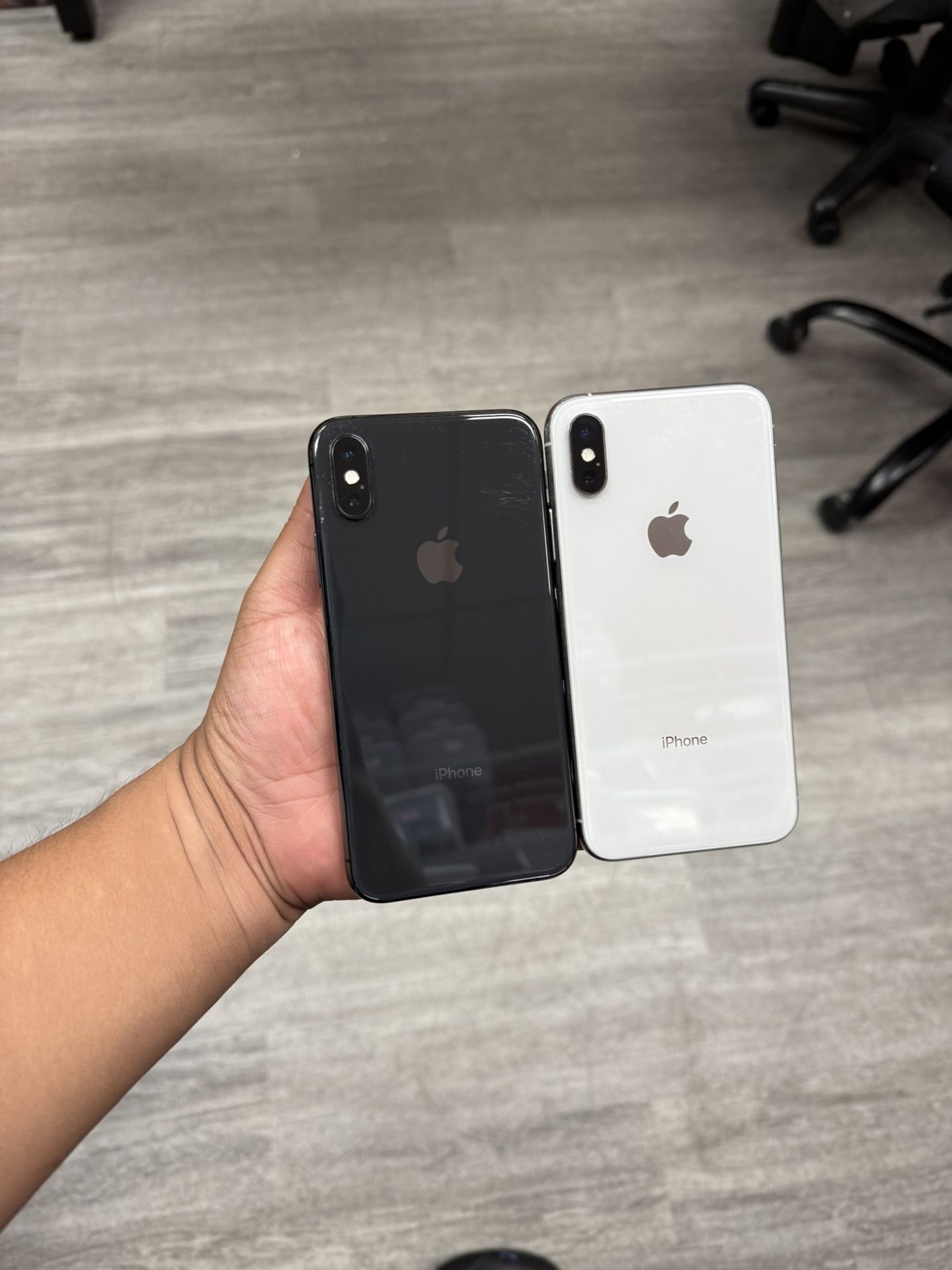 iPhone X Unlocked $159