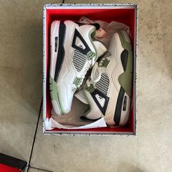 Wmms Air Jordan 4 Retro 