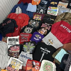 Lots Of Vintage And Y2K 