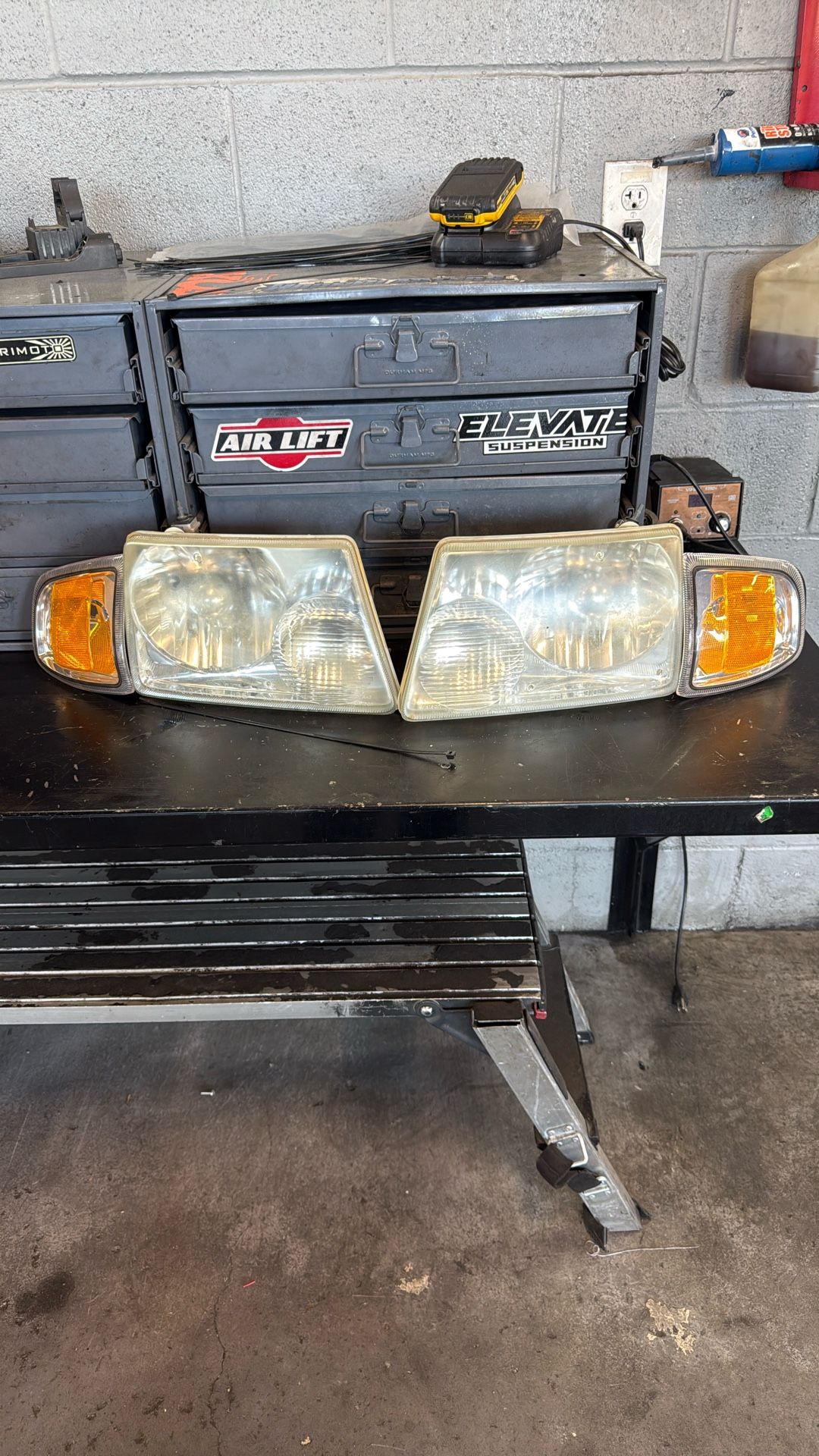 2010 Ford Ranger Headlights