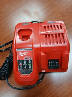 Milwaukee New Rapid Charger 