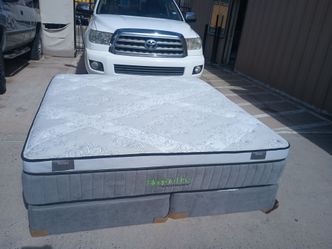 King eurotop pillowtop mattress and box spring