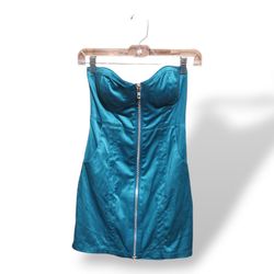 Love Tease Strapless Zippered Fitted Club DressLove Tease Strapless Zippered Fitted Club Dress Size 5